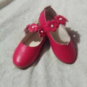Charming Pink Kids Dress Shoes with Floral Design